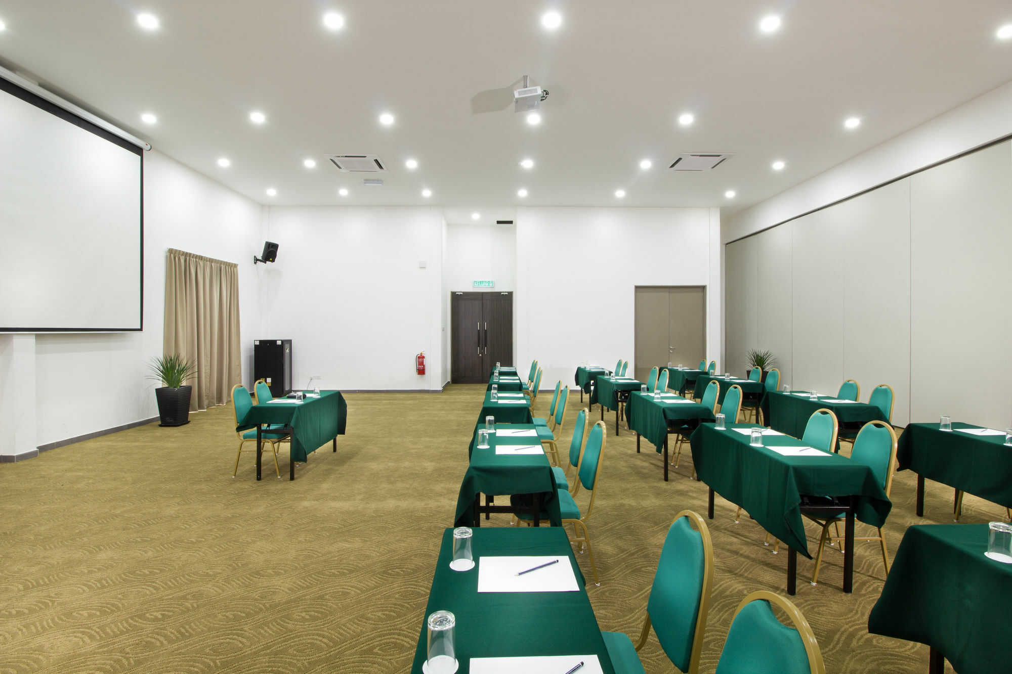 Erya By Suria Hot Spring Bentong Hotel Exterior foto